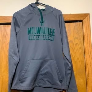 Milwaukee Bucks sweatshirt